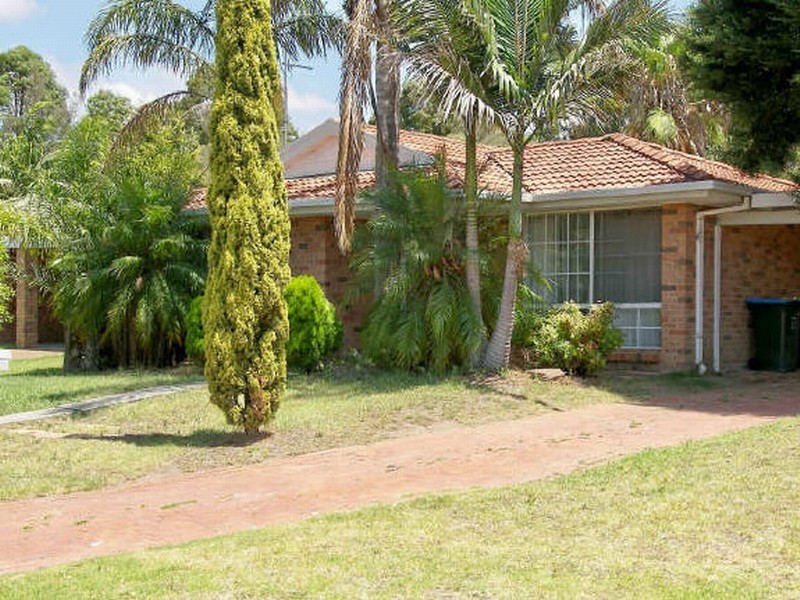 26 Mayfield Circuit, Albion Park NSW 2527