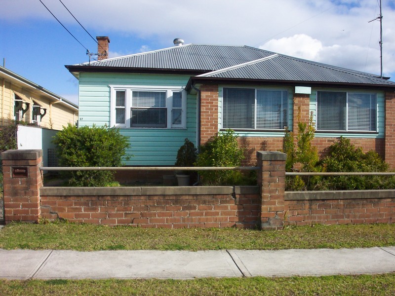 27 Baan Baan Street, Dapto NSW 2530