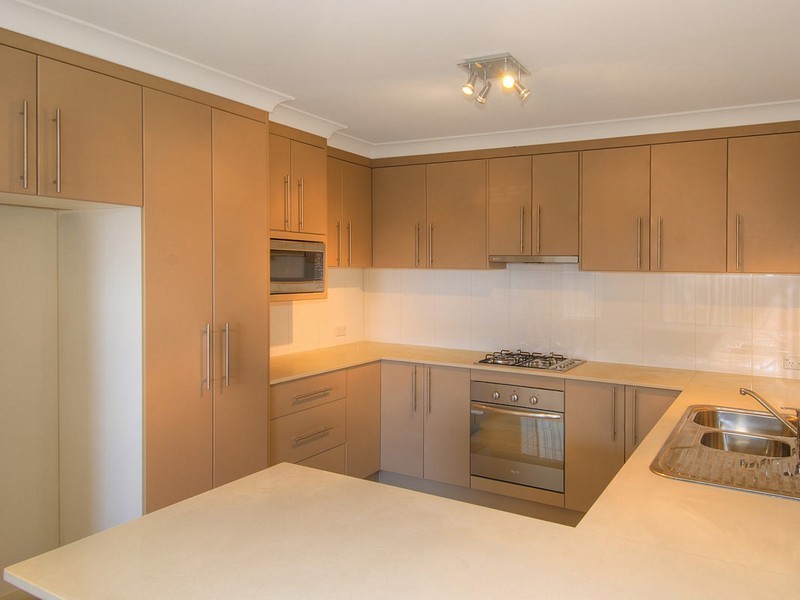 34 Haywards Bay Drive, Haywards Bay NSW 2530