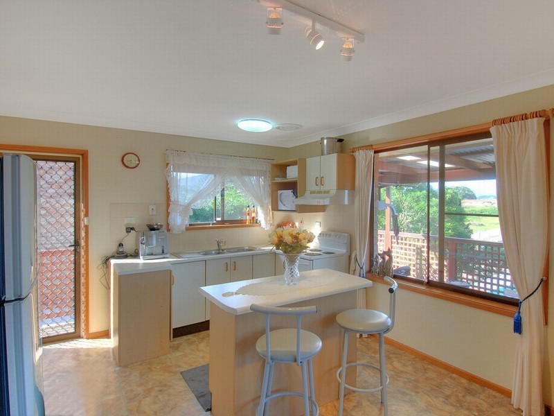 46 Edgeworth Avenue, Kanahooka NSW 2530