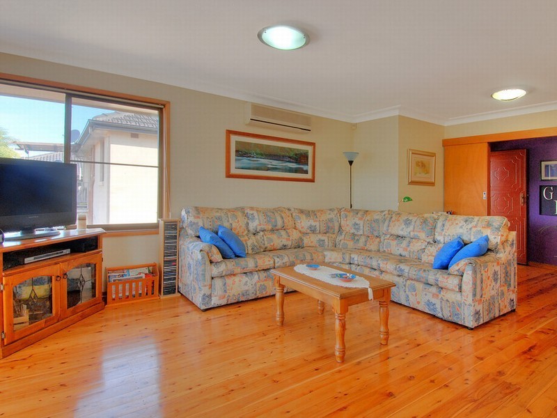 46 Edgeworth Avenue, Kanahooka NSW 2530