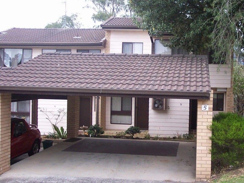 5/394 Princes Highway, Dapto NSW 2530