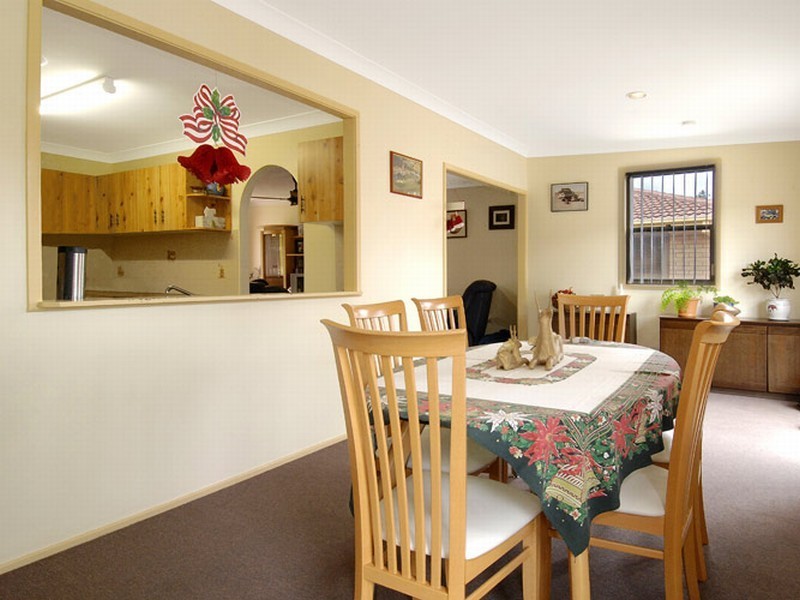 69 Compton Street, Dapto NSW 2530