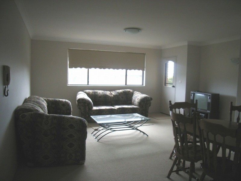 8/25 Edward Street, Wollongong NSW 2500