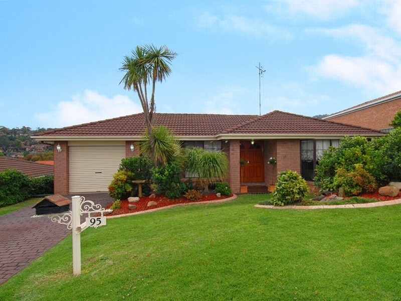 95 Rickard Road, Unanderra NSW 2526