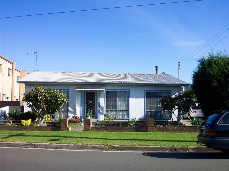 9 Osborne Street, Dapto NSW 2530