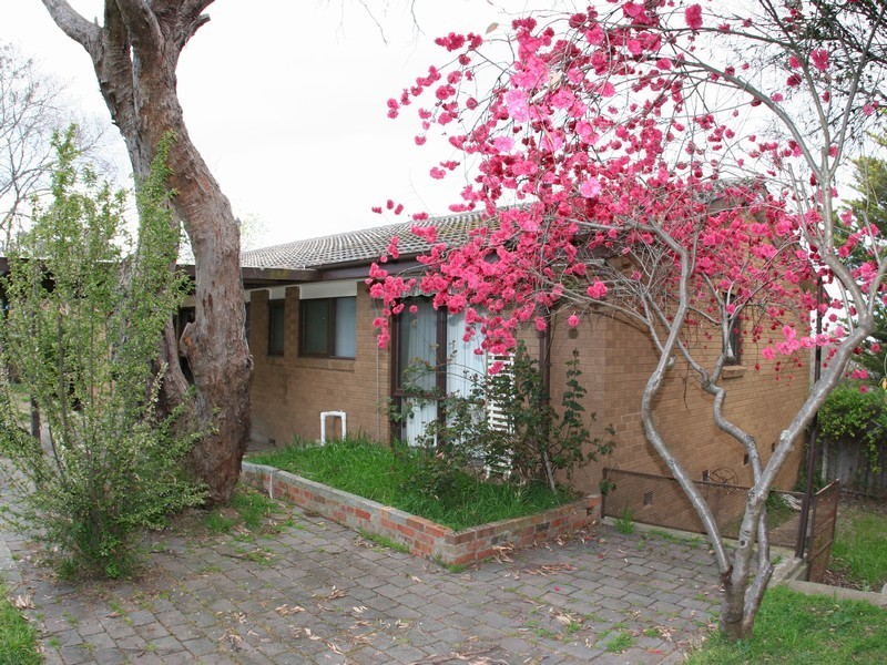 3 Croft Crescent, Spence ACT 2615