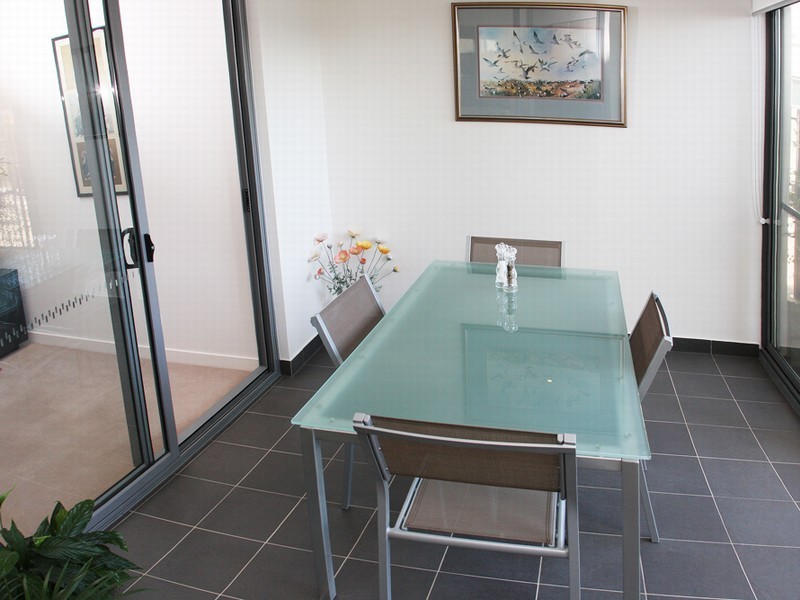 53/11 Eastlake Parade, Kingston ACT 2604