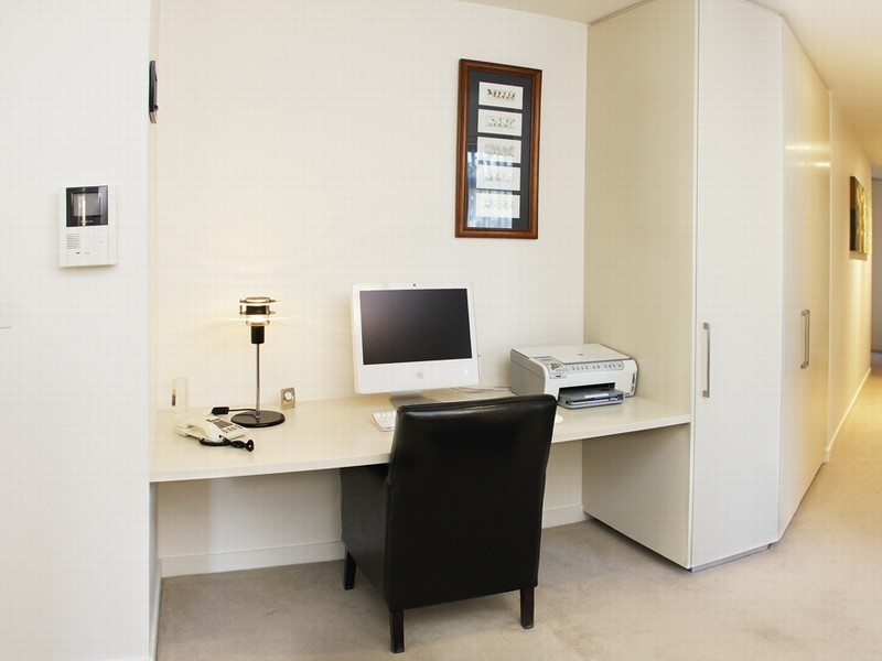 53/11 Eastlake Parade, Kingston ACT 2604