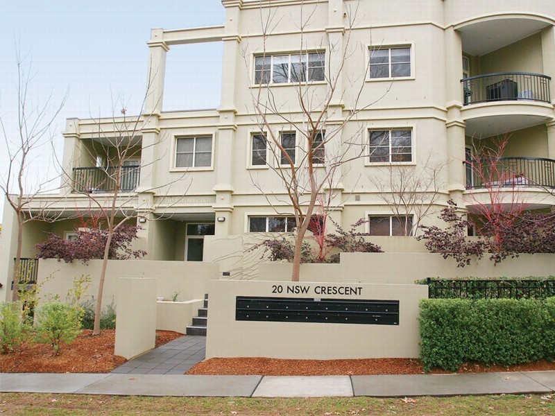 13/20 New South Wales Crescent, Forrest ACT 2603