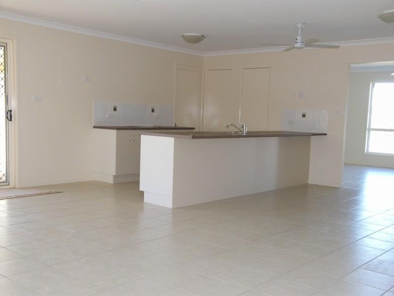 10 Downsfield Road, Yeppoon QLD 4703