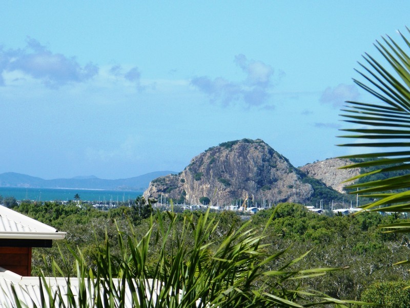 12 Tabor Street, Yeppoon QLD 4703