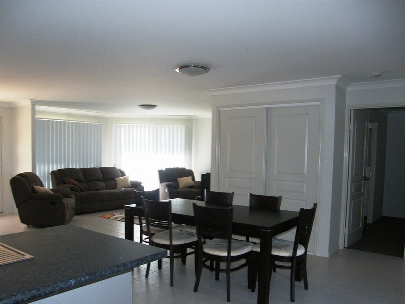 15 Priors Pocket Road, Pacific Heights QLD 4703