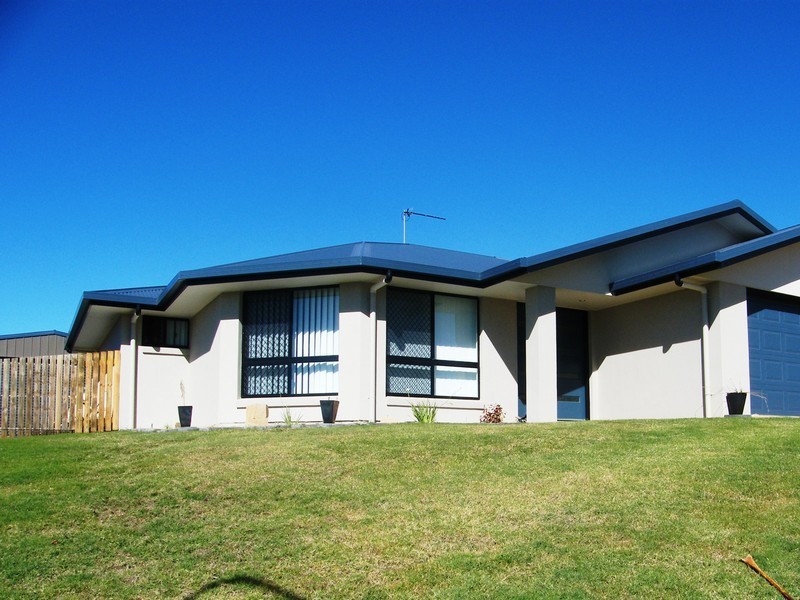 15 Priors Pocket Road, Pacific Heights QLD 4703