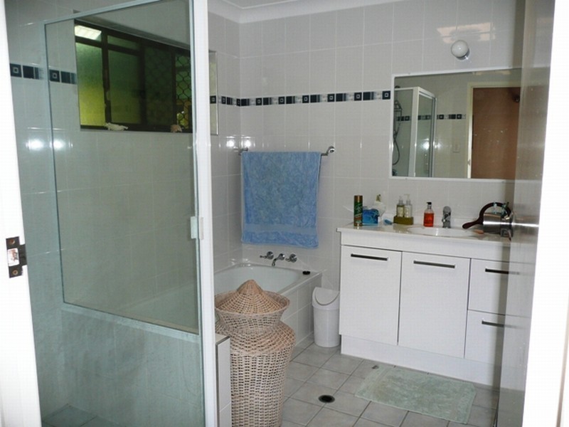 16 Rose Street, Yeppoon QLD 4703