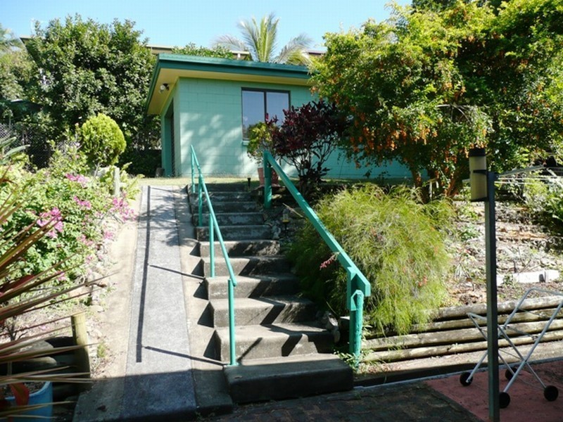 16 Rose Street, Yeppoon QLD 4703