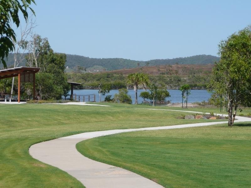 8 Spinnaker Dve Mulambin Waters, Yeppoon QLD 4703