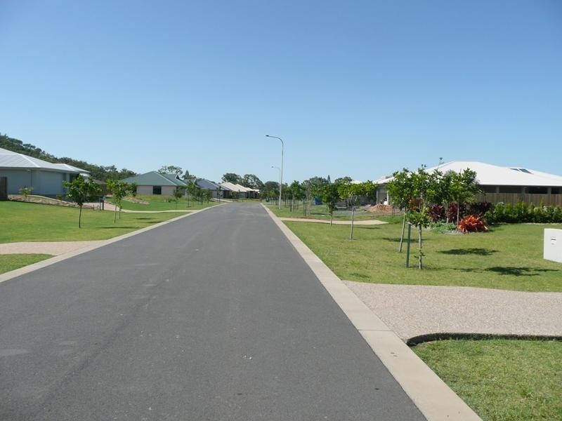 8 Spinnaker Dve Mulambin Waters, Yeppoon QLD 4703