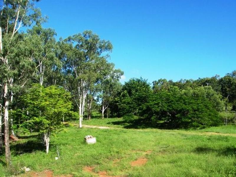 222 Stones Rd, Yeppoon QLD 4703
