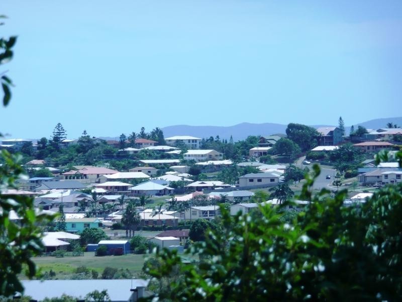 85 Svensden Rd, Emu Park QLD 4710