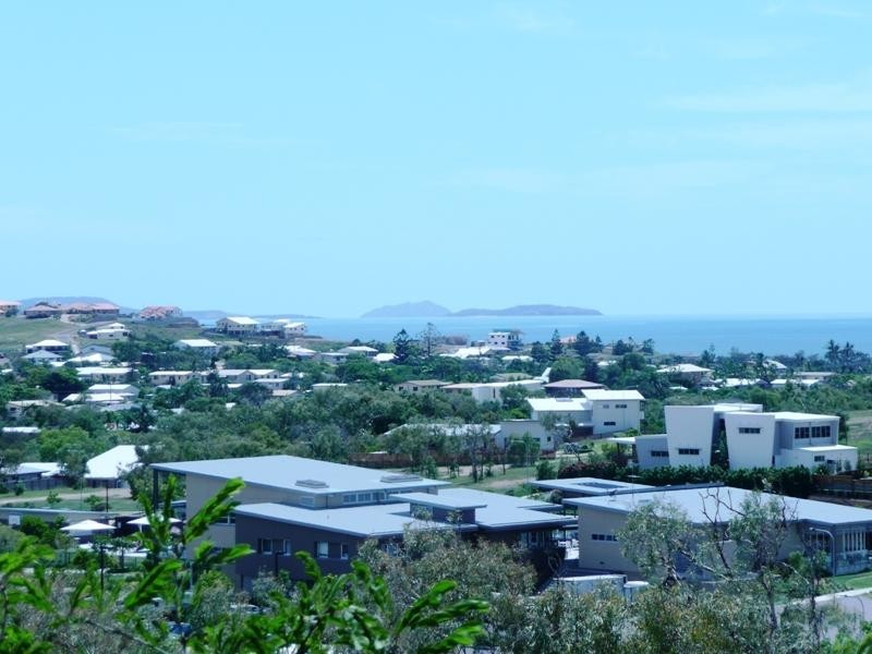 85 Svensden Rd, Emu Park QLD 4710