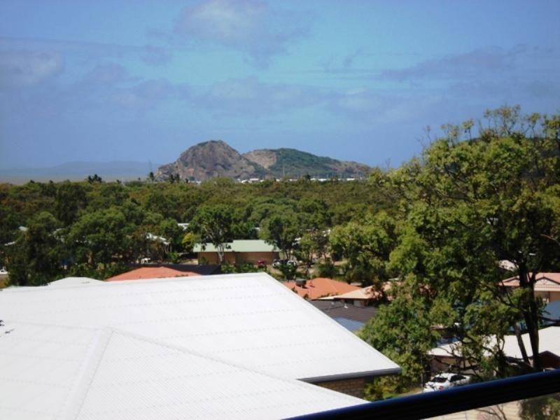 8 Jordan Avenue, Yeppoon QLD 4703