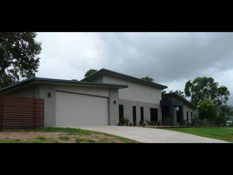 8 Nevallan Drive, Yeppoon QLD 4703