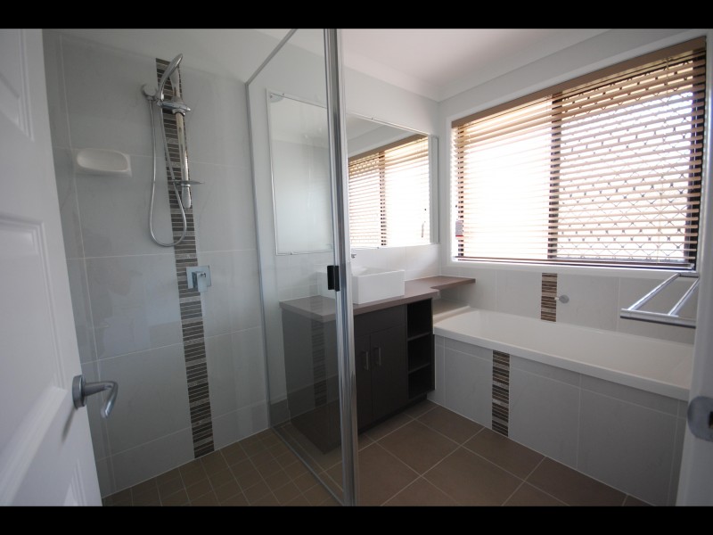 54 Lakeview Circuit, Yeppoon QLD 4703