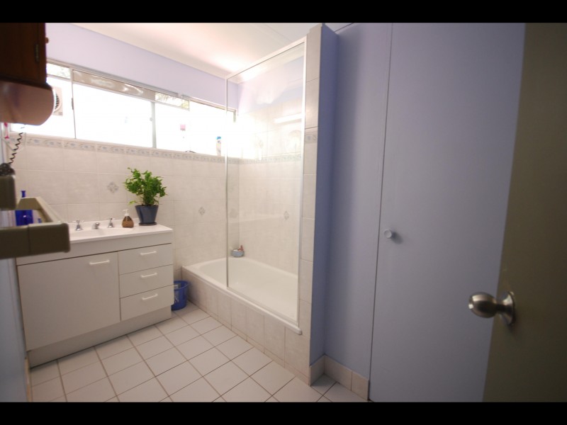 18 Caroline Street, Yeppoon QLD 4703