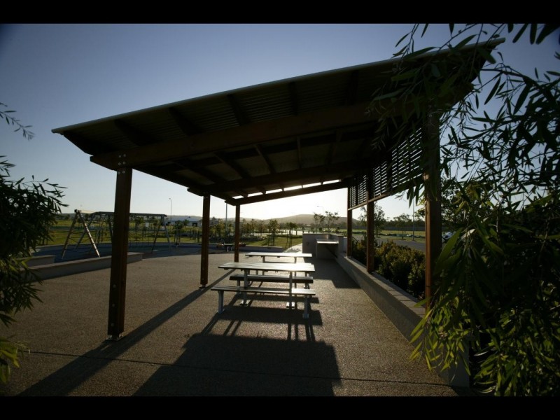 53 Lakeview Circuit, Mulambin QLD 4703