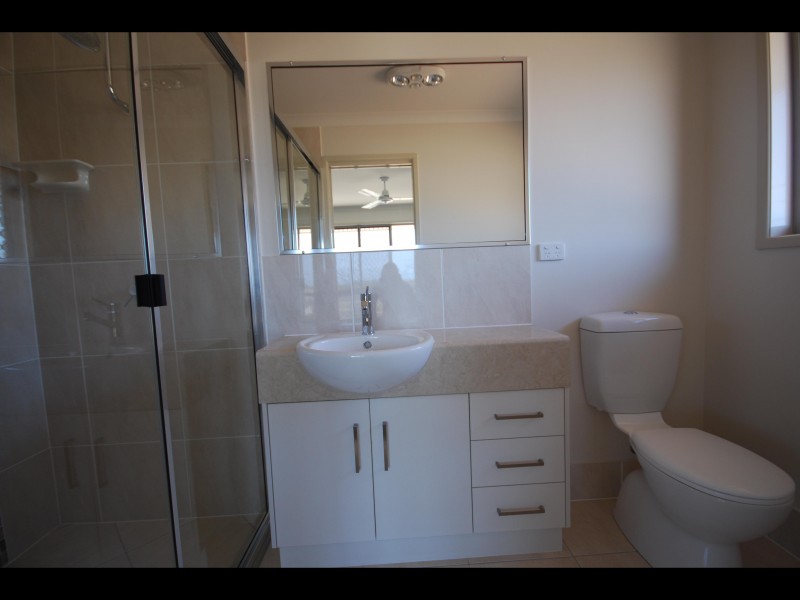 33 Dune Circle, Yeppoon QLD 4703