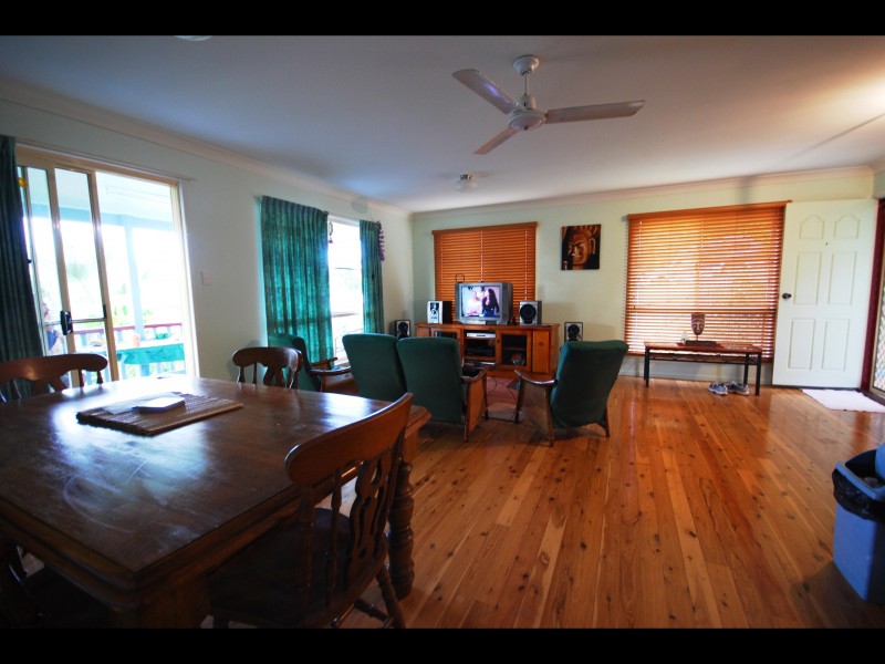 6 Shaw Avenue, Yeppoon QLD 4703