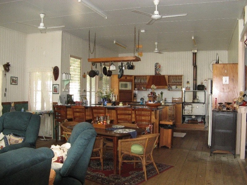 2758 Airstrip Road, Nebo QLD 4742