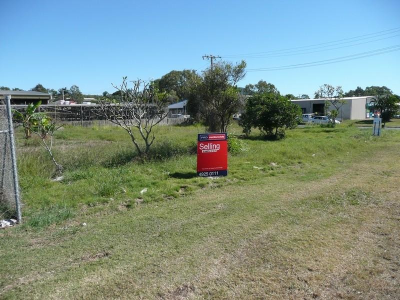 2 Wattle Street, Yeppoon QLD 4703