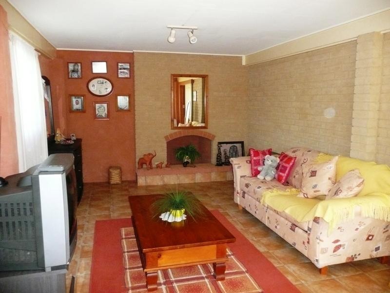 8 School St, Yeppoon QLD 4703