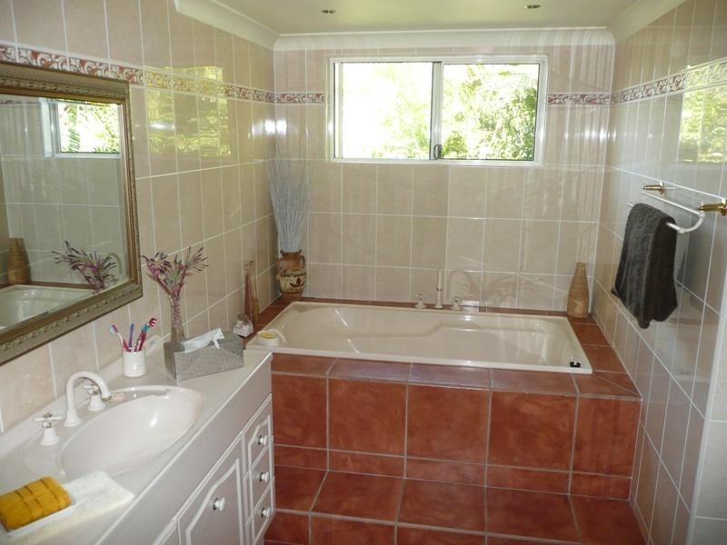 8 School St, Yeppoon QLD 4703