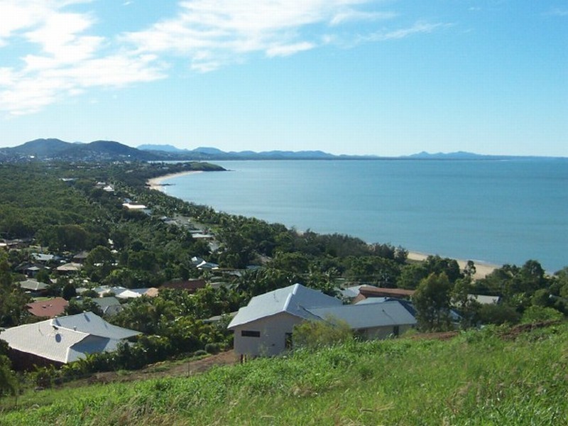 4 Hillcrest Avenue, Yeppoon QLD 4703