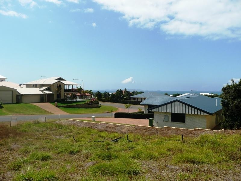 5 Mana Av, Yeppoon QLD 4703