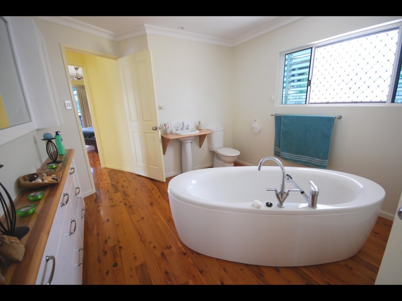 8 Discovery Crescent, Yeppoon QLD 4703