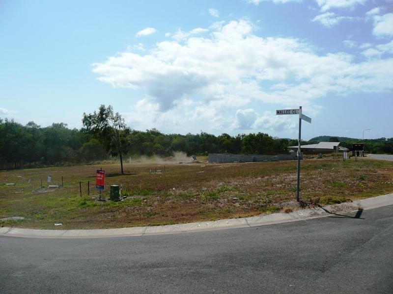 2 MALLEE CL, Yeppoon QLD 4703