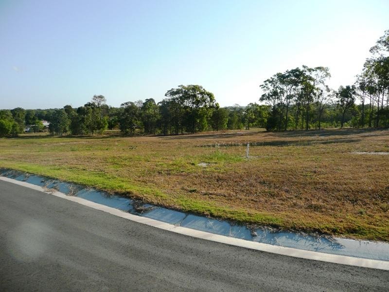 2 WEBB PL, Yeppoon QLD 4703