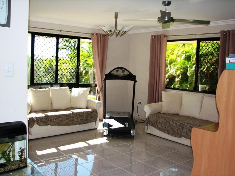 50 TODMAN AV, Yeppoon QLD 4703