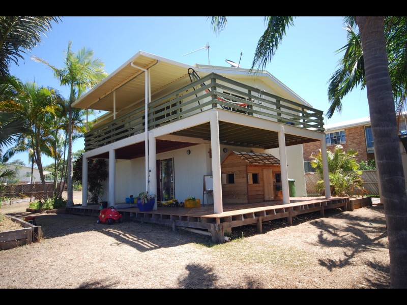 5 Barnes Street, Yeppoon QLD 4703
