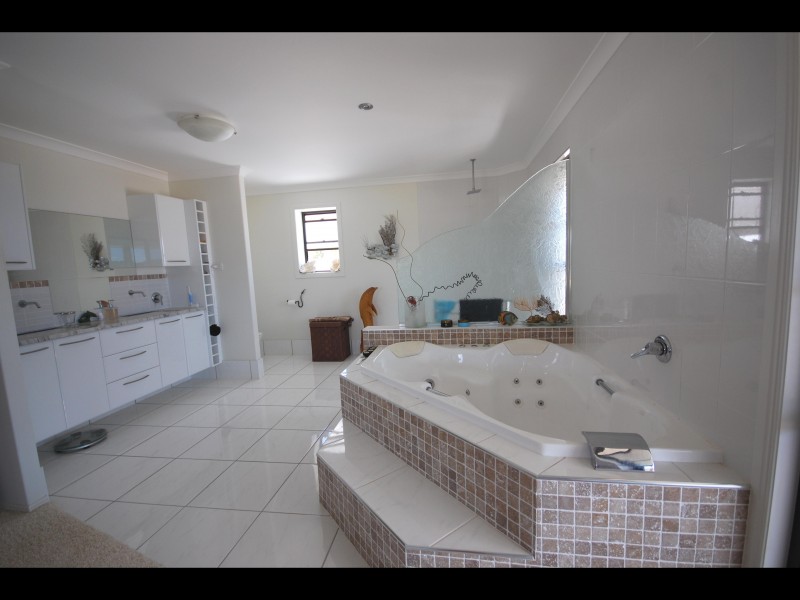 6 Java Court, Yeppoon QLD 4703