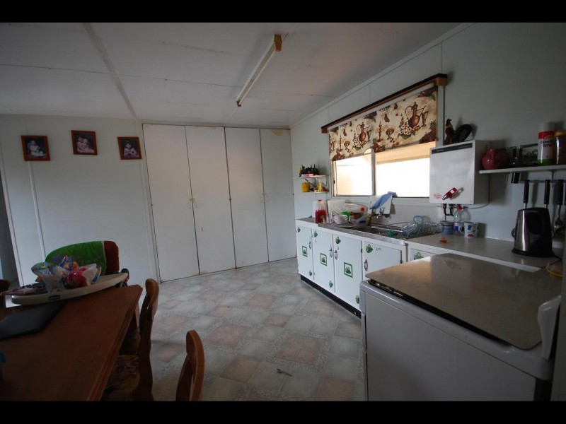 44 Clinton Road, Cawarral QLD 4702