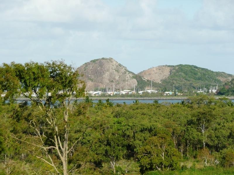 10 MAHOGANY WAY, Yeppoon QLD 4703