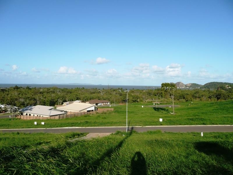 10 MAHOGANY WAY, Yeppoon QLD 4703