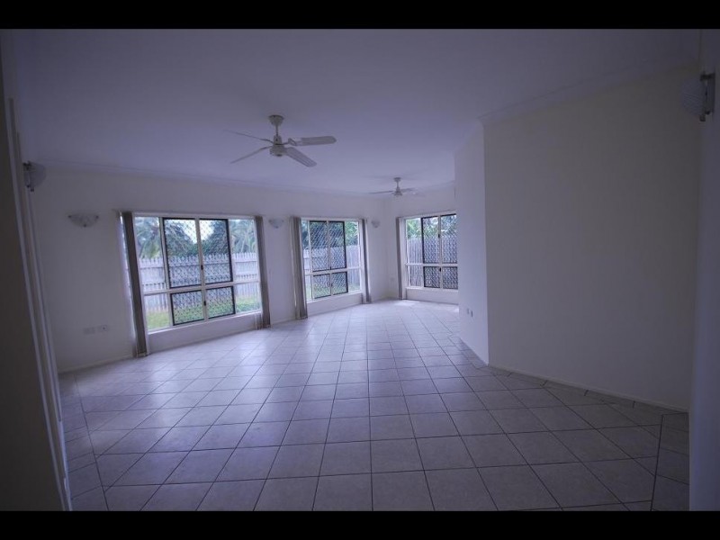 18 Corbett Street, Yeppoon QLD 4703