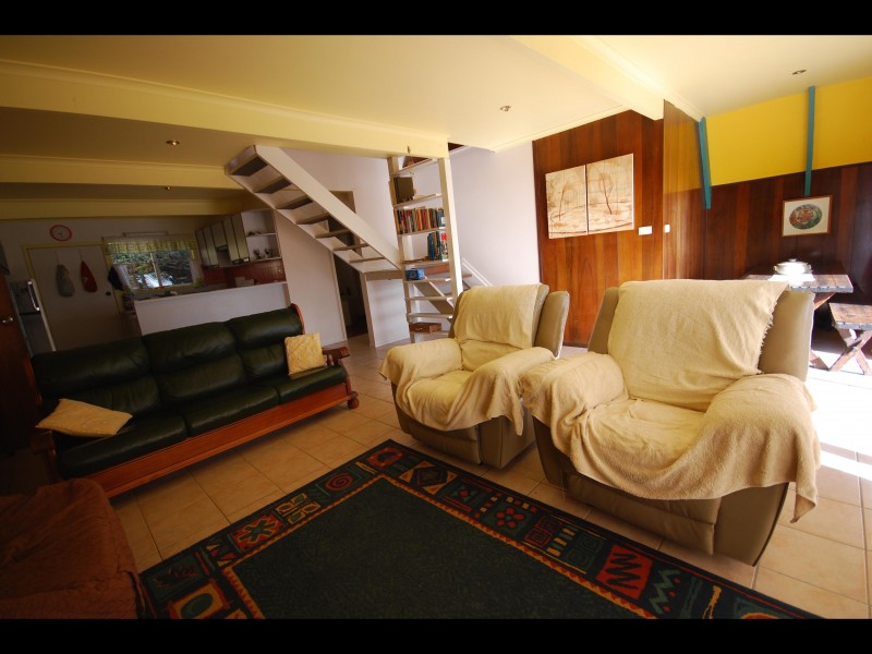 30 Phillip Street, Emu Park QLD 4710