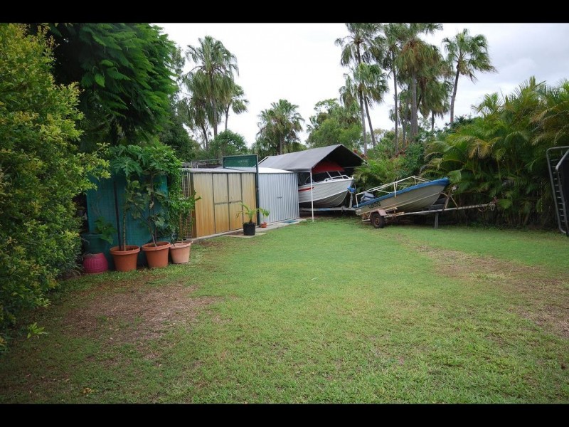 6  Veronica Street, Kinka Beach QLD 4703